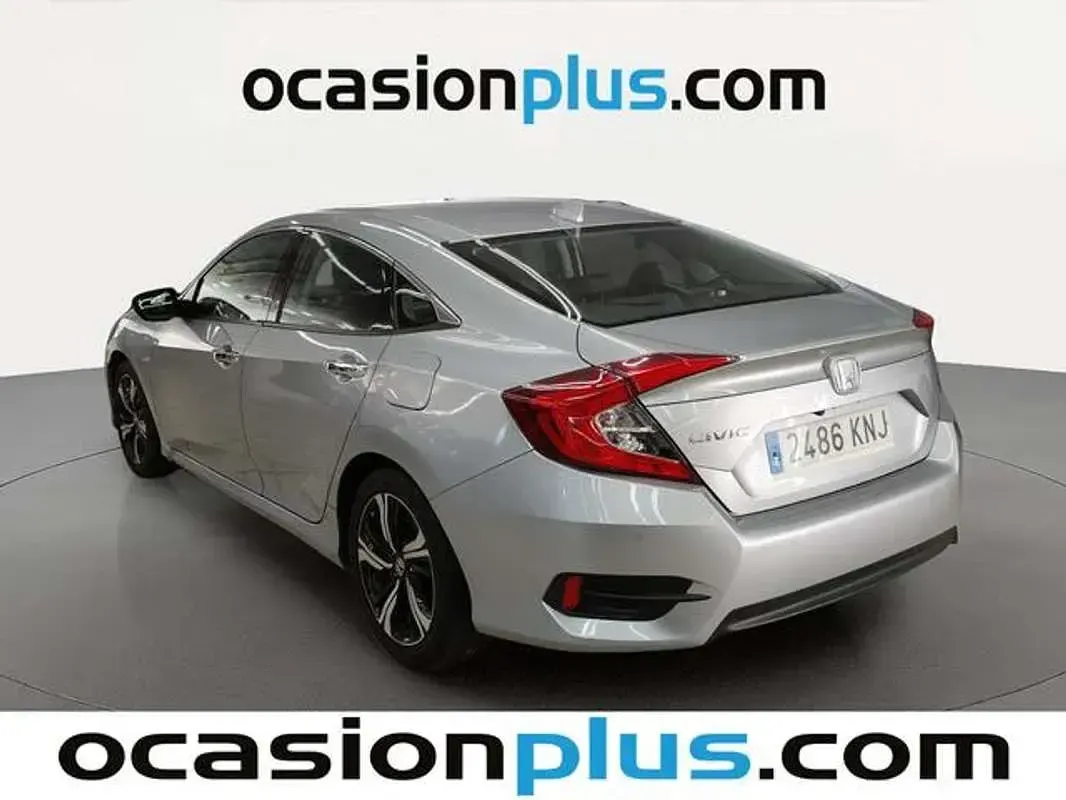Usado Honda Civic Executive 182 CV (133 kW) 2018 Gris Berlina