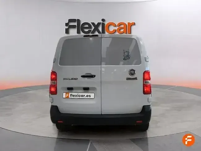 Usado Fiat Scudo 100 kW (136 CV) 2023 Blanco Van