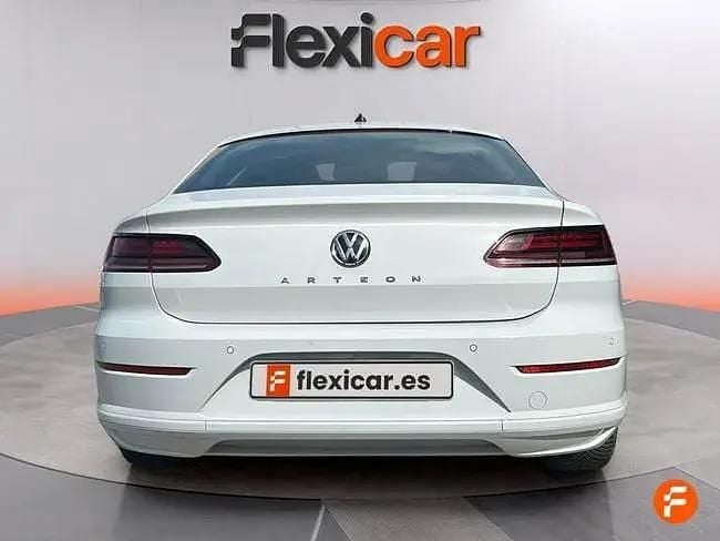 Usado VW Arteon 150 HP (110 kW) 2019 Branco Sedan