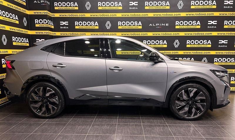 Usado Renault Rafale Esprit Alpine 300 CV (220 kW) 2025 Gris SUV