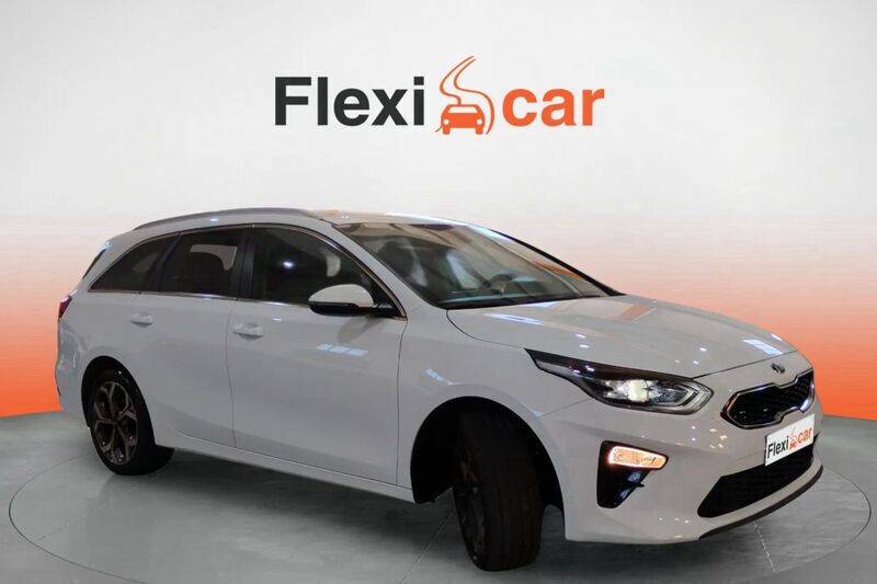 Blanco Usado 2021 Kia Ceed Familiar | 12.290 € (Precio justo) - Imagen 1/4