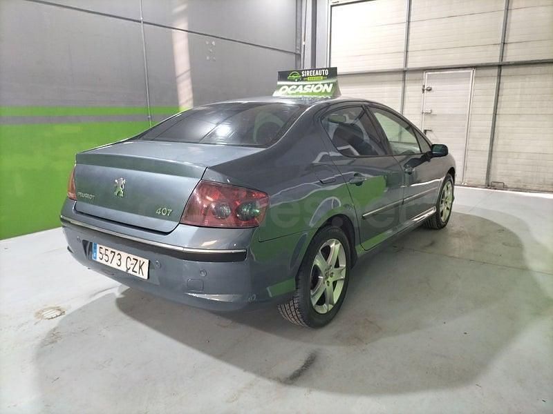 Usado Peugeot 407 136 CV (100 kW) 2004 Gris / plata Berlina