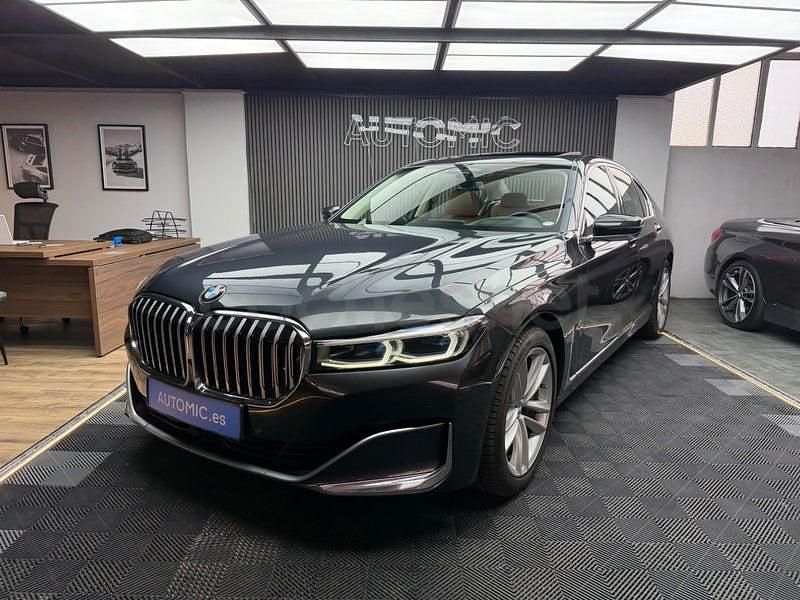 Usado BMW 750 530 CV (389 kW) 2020 Gris / plata Berlina