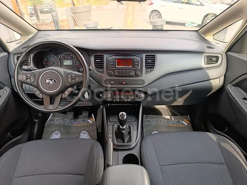 Usado Kia Carens 135 CV (99 kW) 2018 Gris / plata Monovolumen