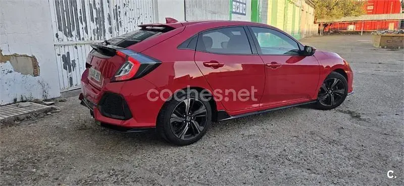 Usado Honda Civic Sport Plus 182 CV (133 kW) 2017 Rojo Berlina
