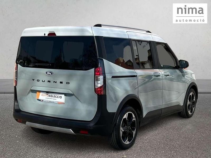 Usado Ford Tourneo Courier Active 125 CV (91 kW) 2024 Gris Monovolumen