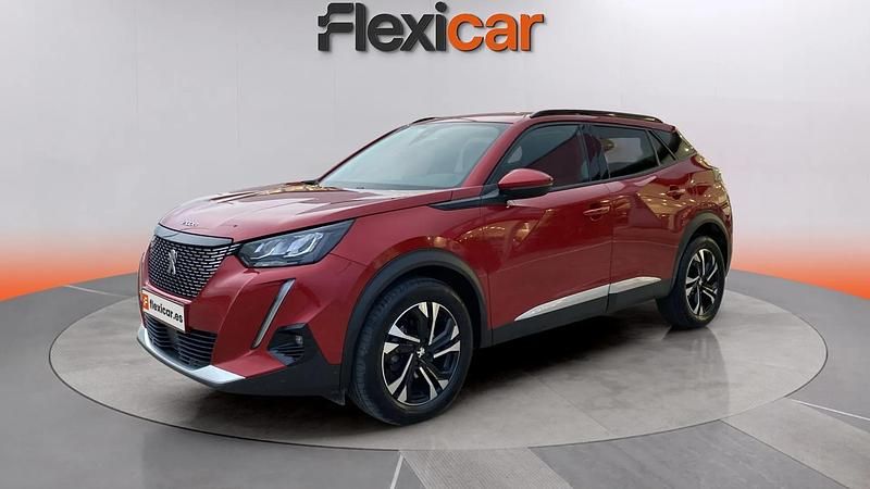 Usado Peugeot 2008 Allure 110 CV (80 kW) 2021 Granate SUV