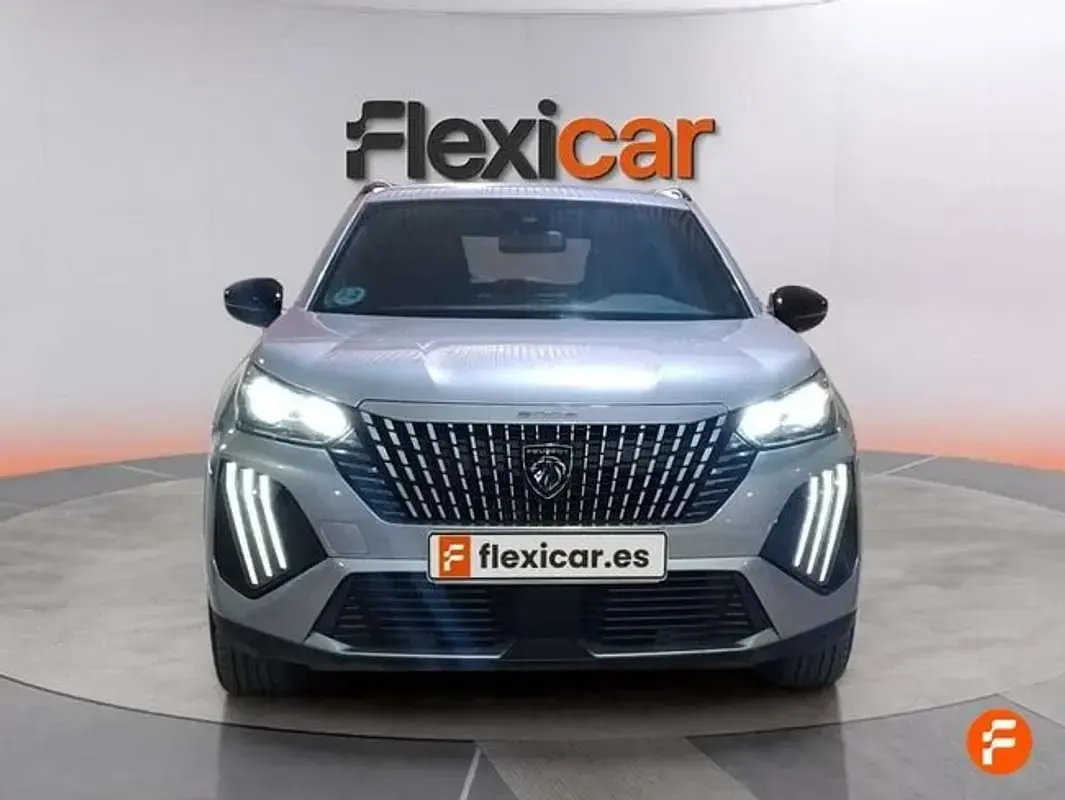 Usado Peugeot 2008 Allure 101 CV (74 kW) 2025 Gris SUV