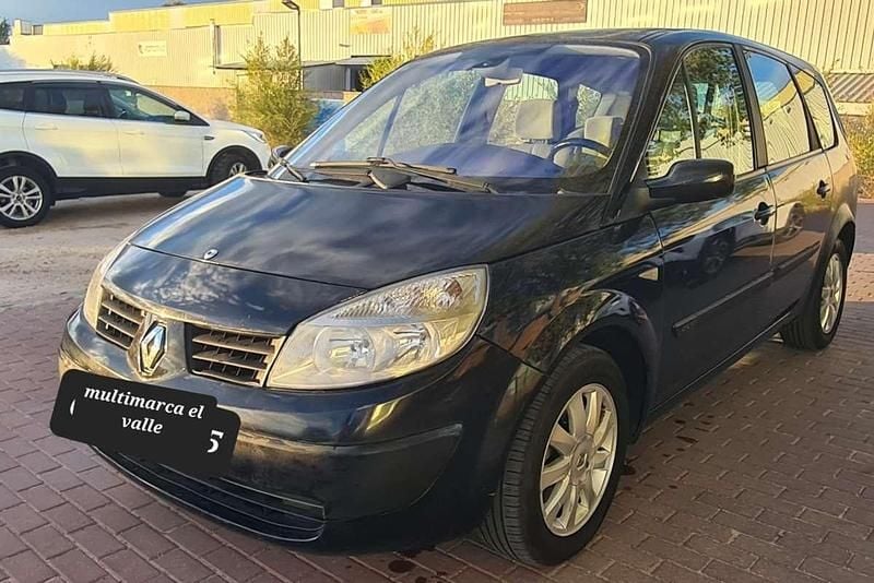 Usado Renault Grand Scénic II Dynamique 106 CV (77 kW) 2007 Negro Monovolumen