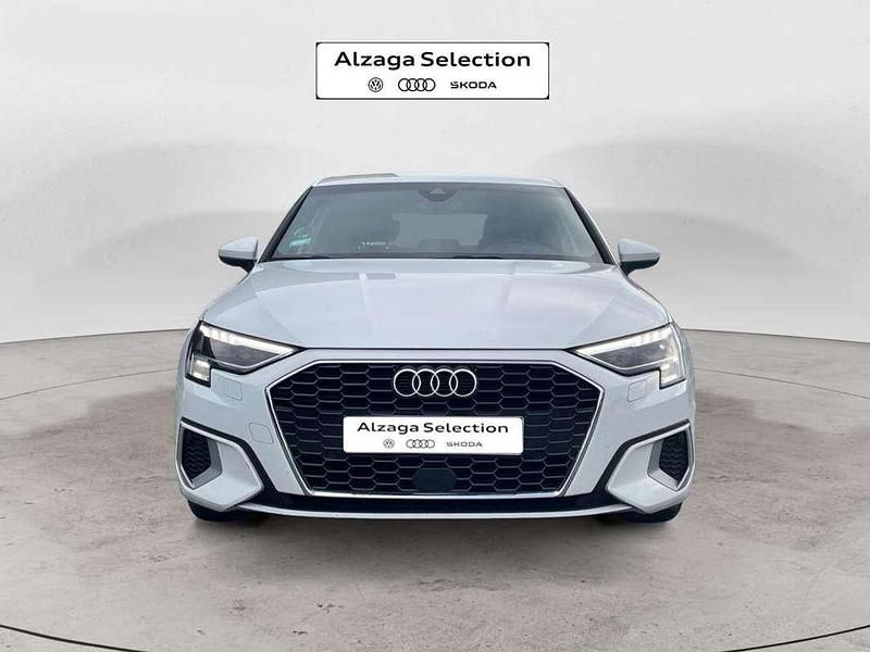 Usado Audi A3 Sportback Advanced 116 CV (85 kW) 2021 Blanco Utilitario
