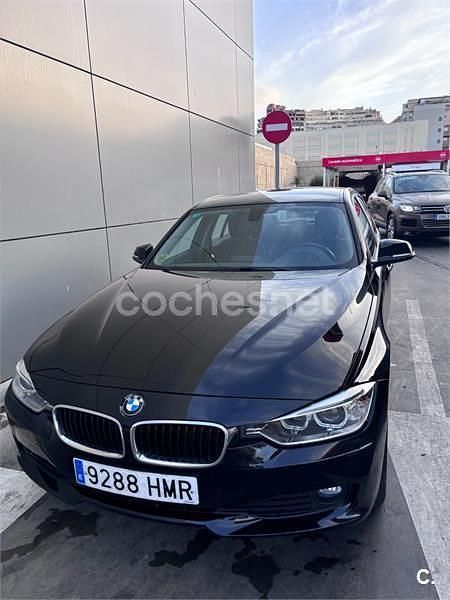 Negro Usado 2012 BMW 318 Berlina | 10.500 € (Precio justo) - Imagen 1/4