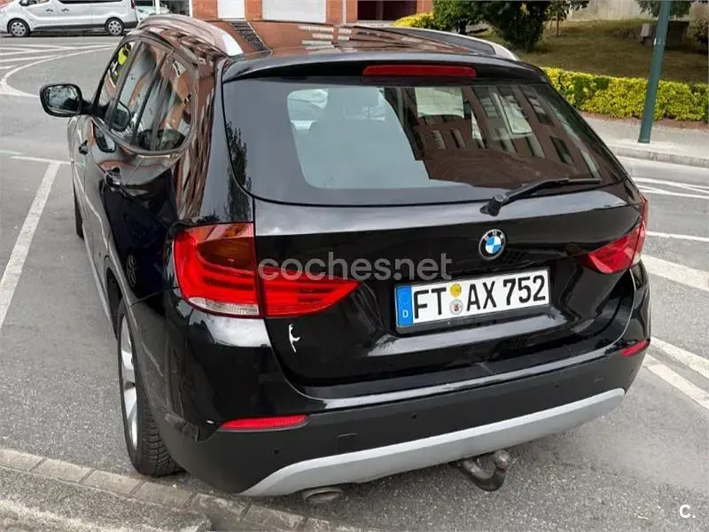 Usado BMW X1 143 CV (105 kW) 2011 Negro SUV