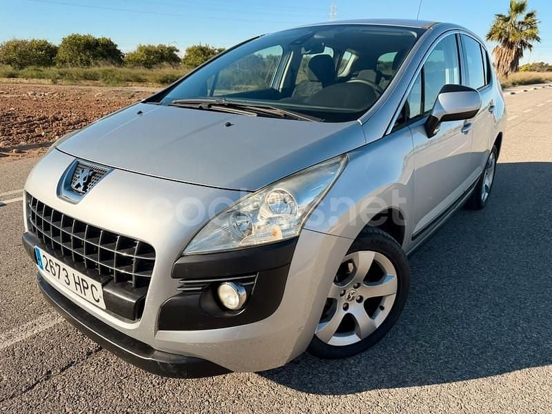 Gris / plata Usado 2013 Peugeot 3008 Active Berlina | 6995 € (Buen precio) - Imagen 1/4
