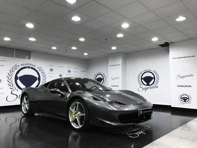 Gris Usado 2012 Ferrari 458 Coupe | 176.900 € - Imagen 1/4
