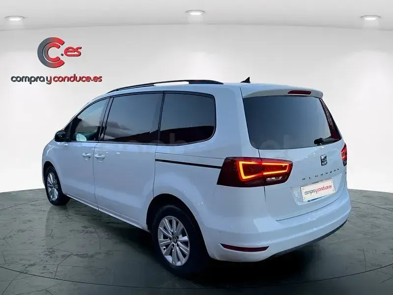 Usado Seat Alhambra Style 150 CV (110 kW) 2017 Blanco Monovolumen