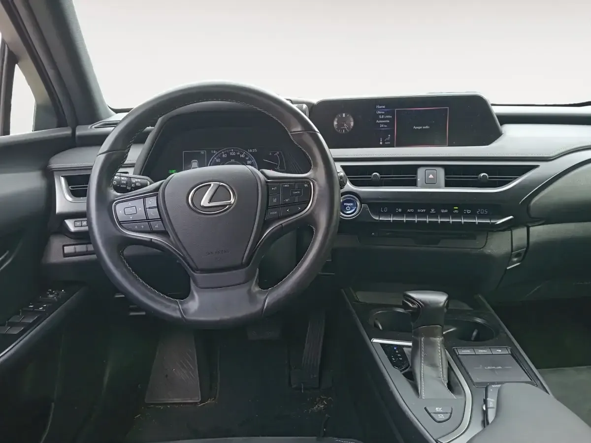 Usado Lexus UX Business Edition 184 CV (135 kW) 2020 Negro SUV
