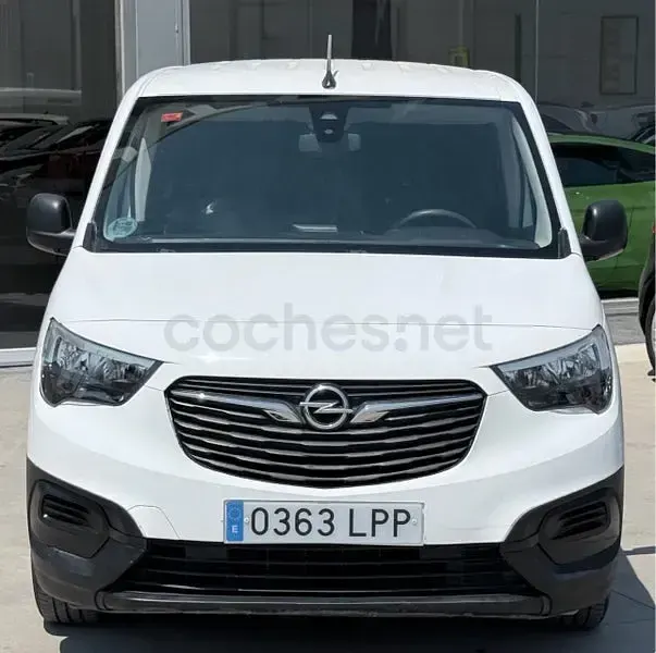 Usado Opel Combo Life Elegance 102 CV (75 kW) 2021 Blanco Monovolumen
