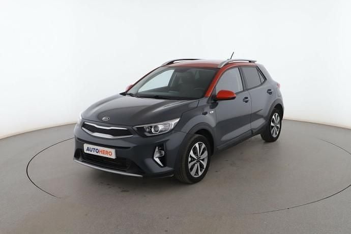 Gris Usado 2021 Kia Stonic SUV | 14.799 € (Precio justo) - Imagen 1/3