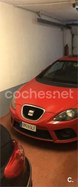 Usado Seat Leon FR 170 CV (125 kW) 2009 Rojo Berlina