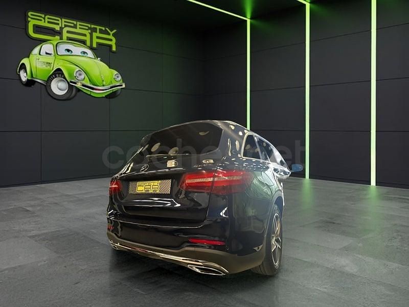 Usado Mercedes GLC220 AMG line 170 CV (125 kW) 2016 Azul SUV