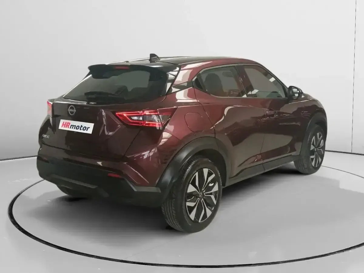 Usado Nissan Juke Acenta 114 CV (83 kW) 2023 Rojo SUV