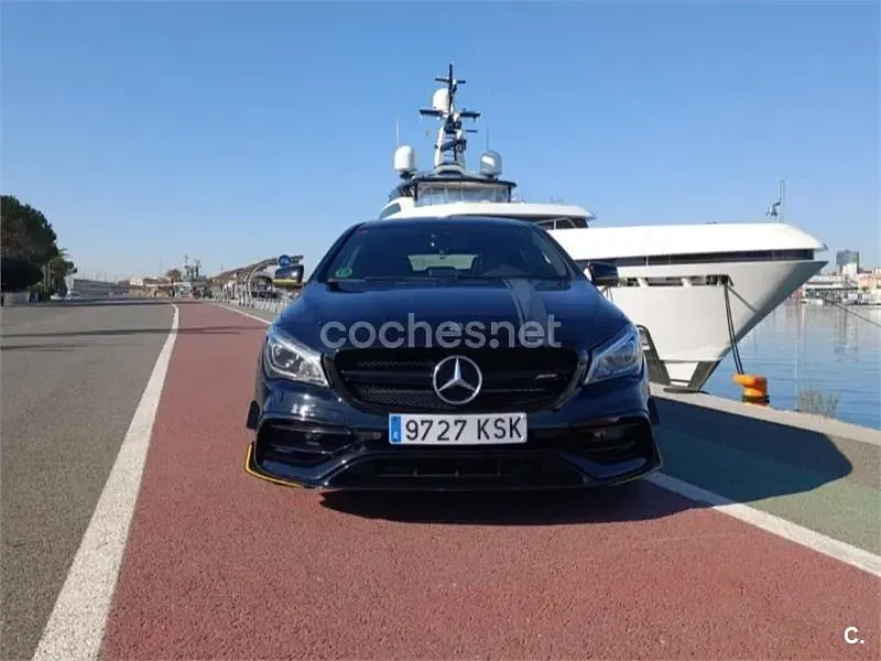 Usado Mercedes CLA45 AMG Shooting Brake 381 CV (280 kW) 2018 Negro Familiar