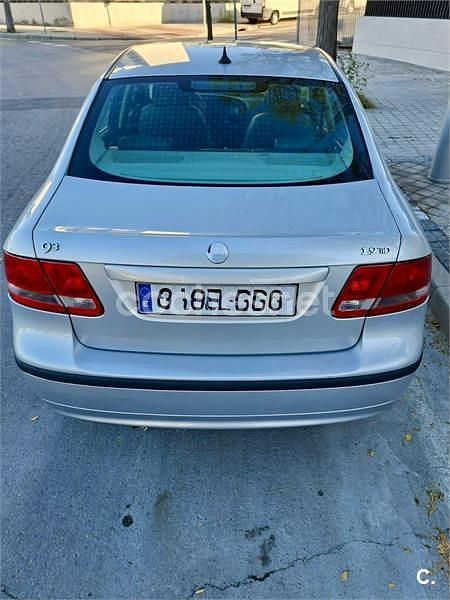 Usado Saab 9-3 Vector 150 CV (110 kW) 2004 Gris / plata Berlina