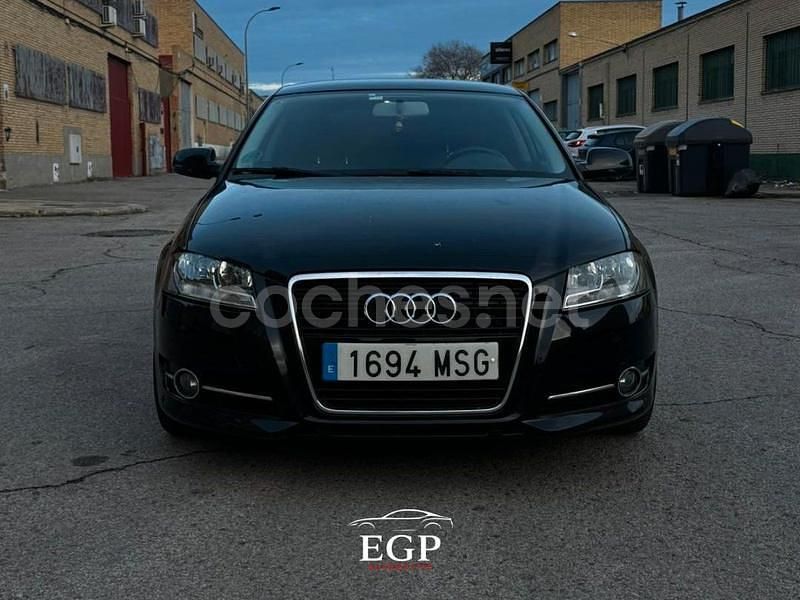 Usado Audi A3 Ambition 105 CV (77 kW) 2012 Negro Berlina