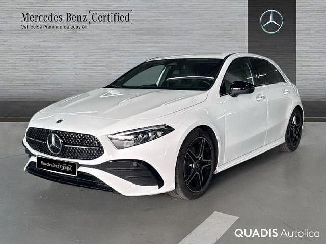 Usado Mercedes A200 AMG line 150 CV (110 kW) 2025 Blanco polar