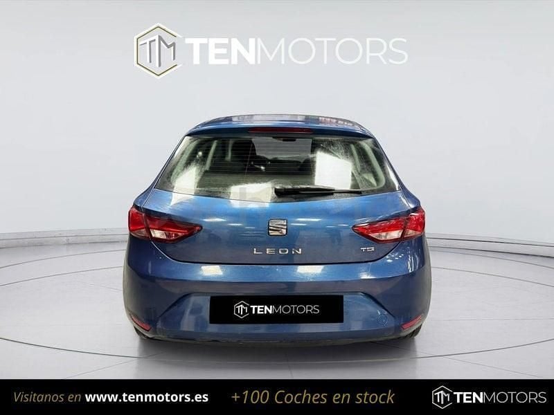 Usado Seat Leon Style 150 CV (110 kW) 2020 Azul Berlina