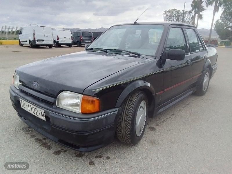 Negro Usado 1988 Ford Orion Berlina | 2800 € - Imagen 1/3