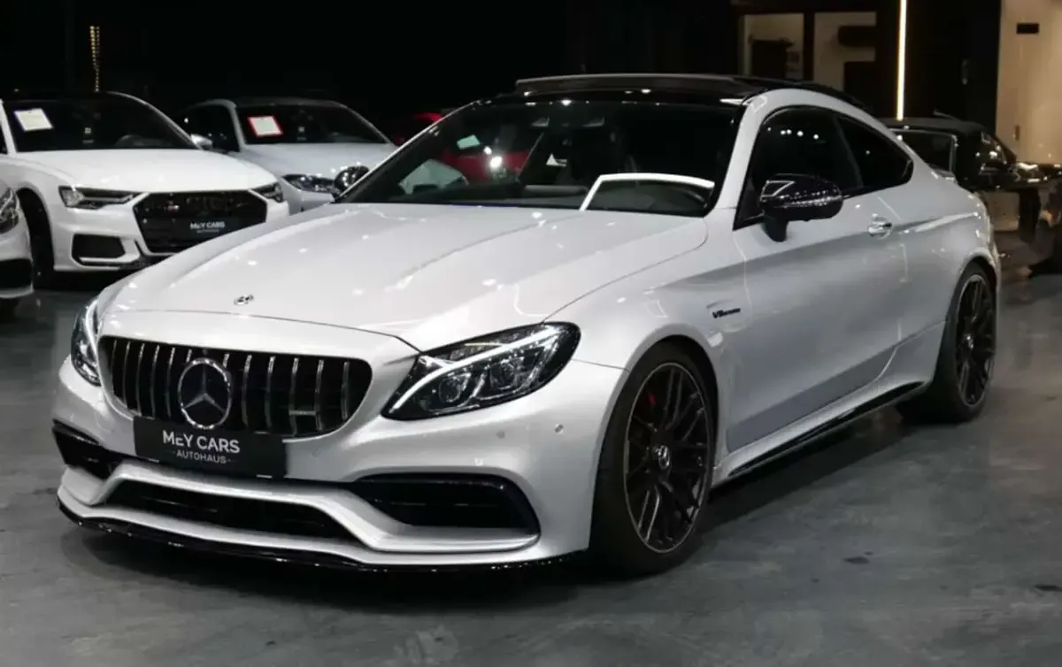 Usado Mercedes C63 AMG AMG 476 CV (350 kW) 2016 Plateado Descapotable