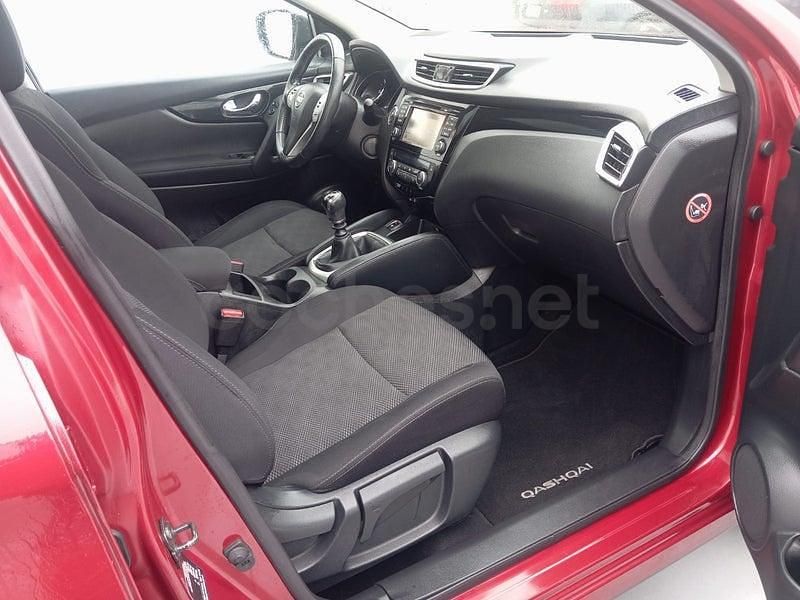 Usado Nissan Qashqai N-Connecta 115 CV (84 kW) 2018 Rojo SUV