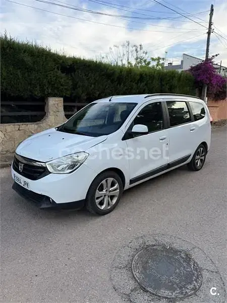 Usado Dacia Lodgy Lauréate 110 CV (80 kW) 2016 Blanco Monovolumen
