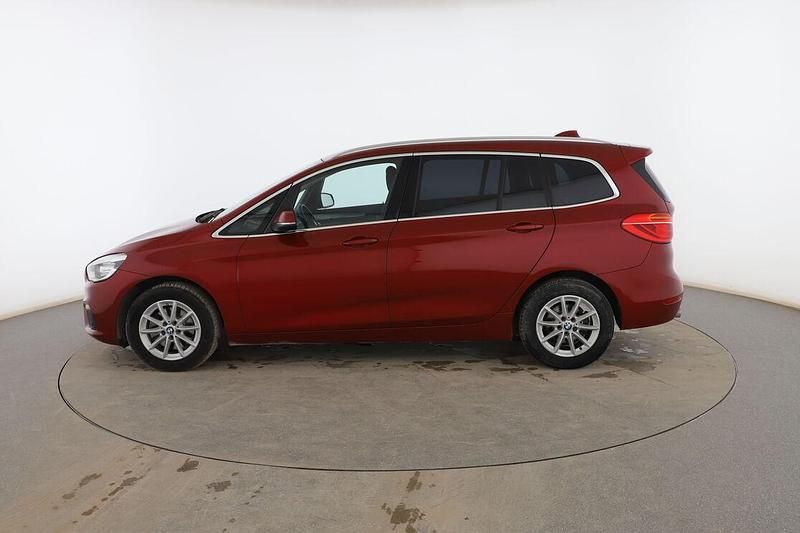 Usado BMW 218 Gran Tourer Advantage 150 CV (110 kW) 2017 Rojo Monovolumen