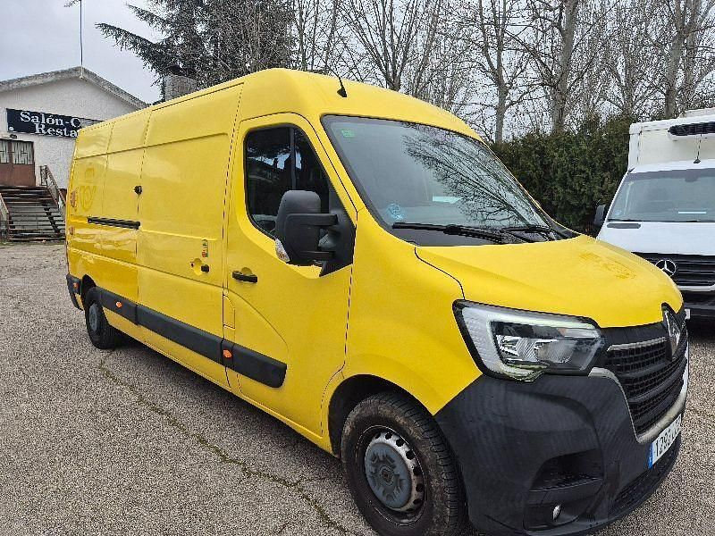 Usado Renault Master 135 CV (99 kW) 2019 Amarillo Berlina