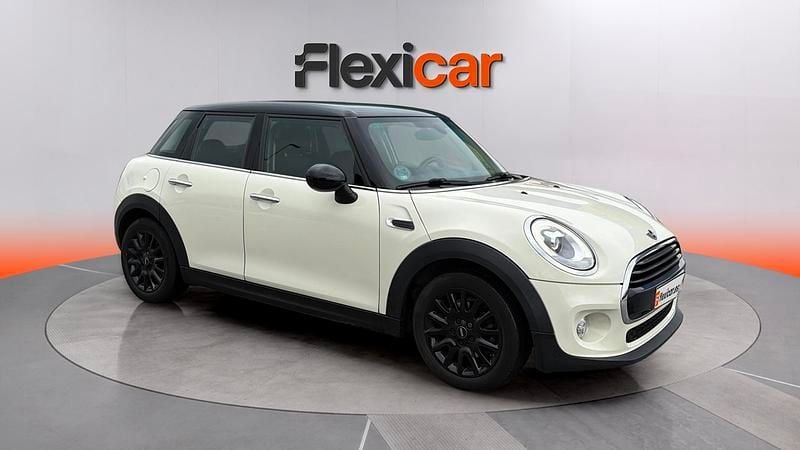 Usado Mini Cooper D 116 CV (85 kW) 2018 Blanco Utilitario