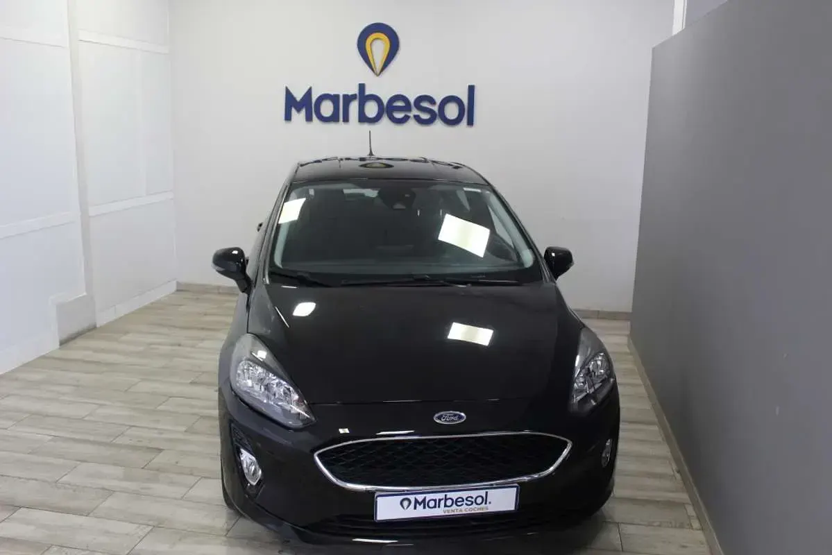 Usado Ford Fiesta Limited 75 CV (55 kW) 2021 Negro Utilitario