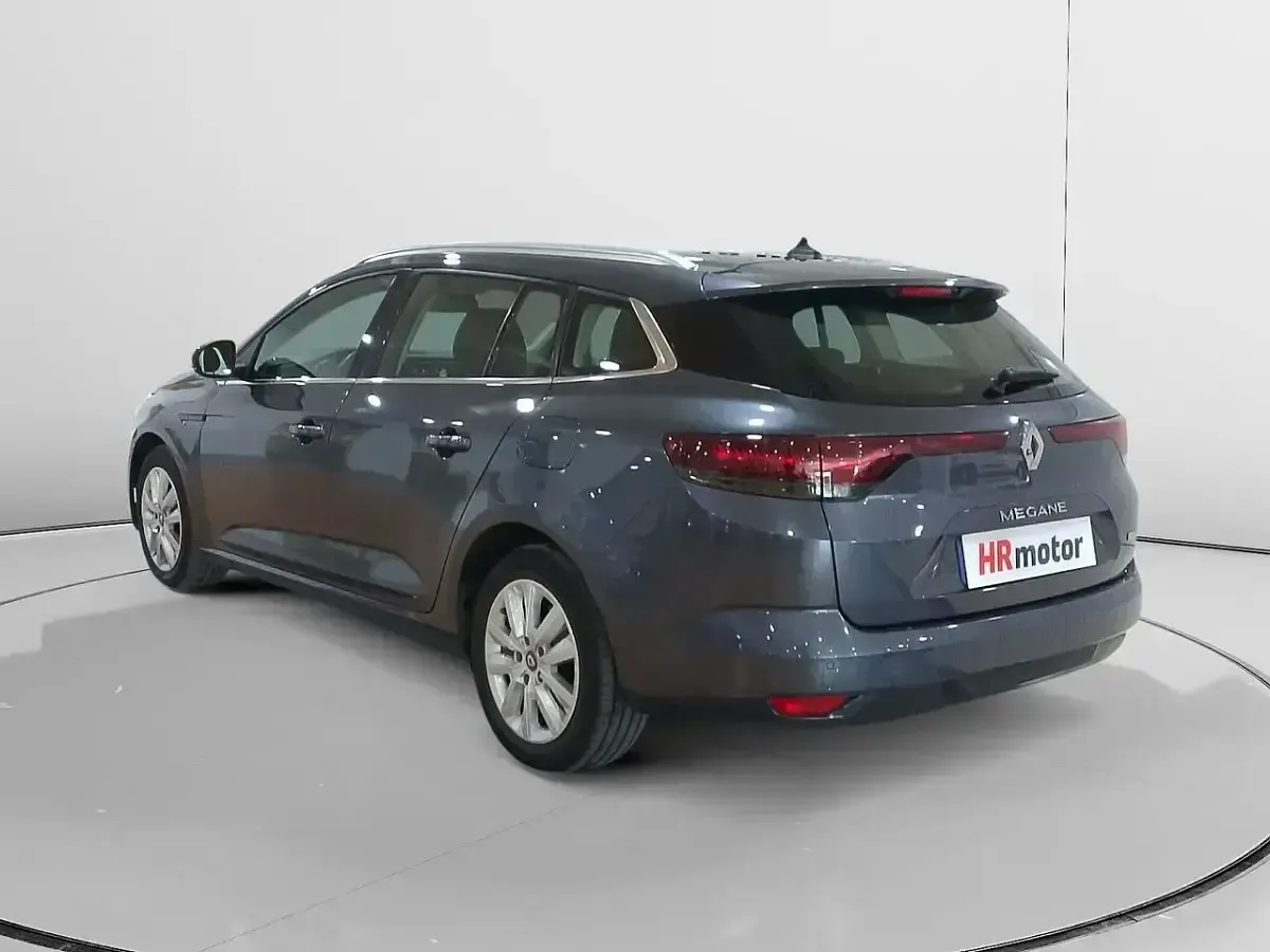 Usado Renault Mégane IV Business 160 CV (117 kW) 2022 Gris Familiar
