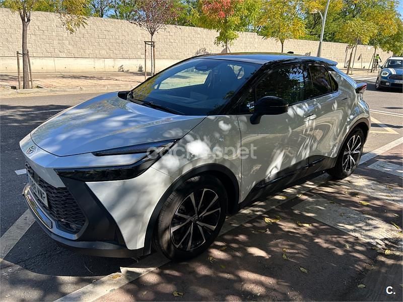 Blanco Usado 2025 Toyota C-HR Advance SUV | 29.750 € (Caro) - Imagen 1/4