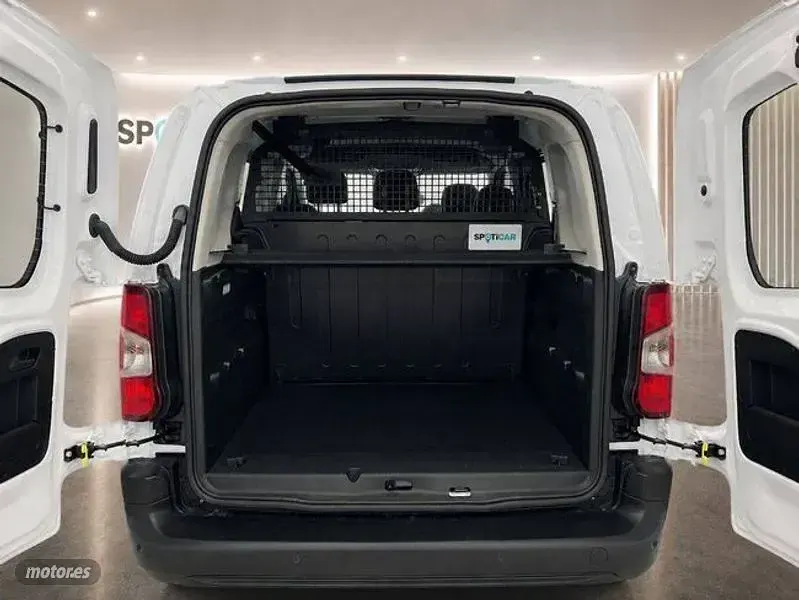 Nuevo Citroën Berlingo 100 CV (73 kW) 2025 Blanco Monovolumen