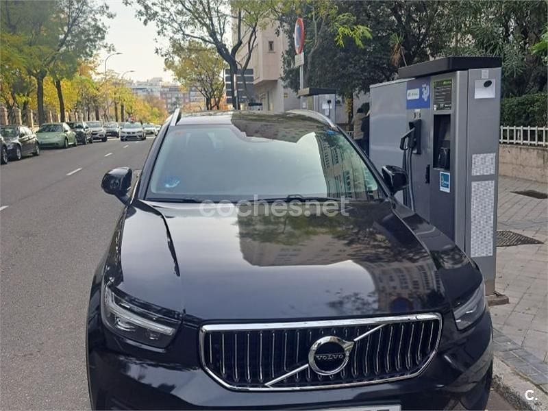 Usado Volvo XC40 Inscription 211 CV (155 kW) 2021 Negro SUV