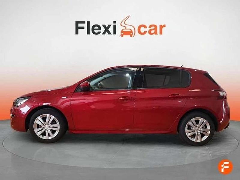Usado Peugeot 308 Style 110 CV (80 kW) 2016 Rojo Utilitario