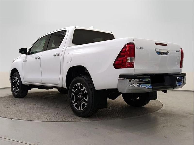 Nuevo Toyota HiLux 220 CV (161 kW) 2025 Blanco classic Pickup/Camioneta