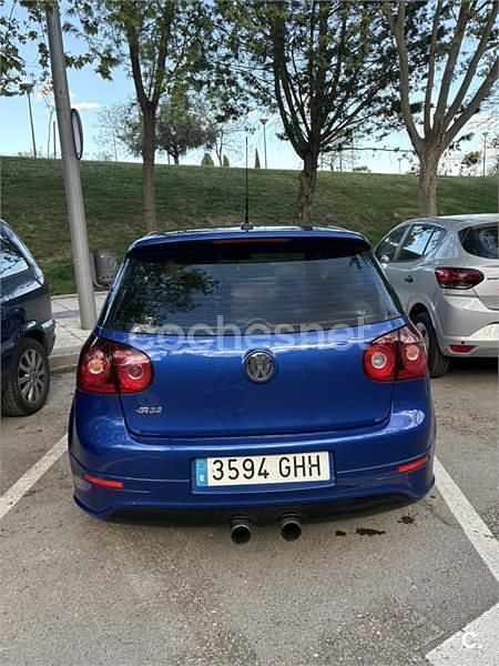 Usado VW Golf V R 250 CV (183 kW) 2007 Azul Berlina