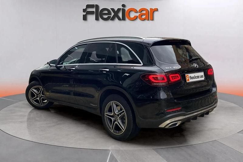 Usado Mercedes GLC300 245 CV (180 kW) 2020 Negro SUV