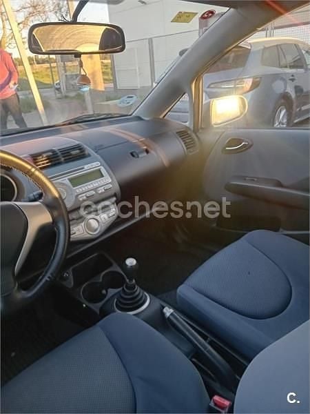 Usado Honda Jazz LS 83 CV (61 kW) 2006 Gris / plata Utilitario