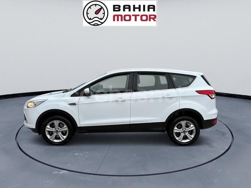 Usado Ford Kuga Business Edition 150 CV (110 kW) 2016 Blanco SUV