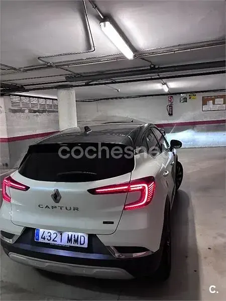 Usado Renault Captur Engineered 145 CV (106 kW) 2023 Blanco SUV
