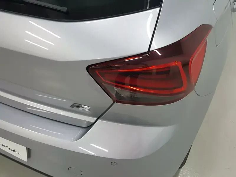 Usado Seat Ibiza FR 110 CV (80 kW) 2023 Utilitario